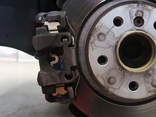 MINI クラブマン F54 ブレーキダスト汚れ 対策｜低ダストブレーキパッド装着