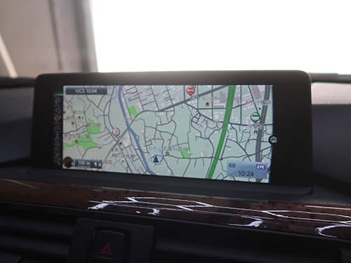 モニター品番は車両仕様により異なります