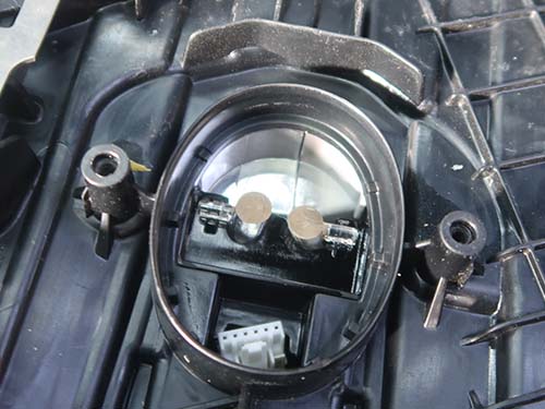 BMW 5シリーズセダン G30 デイライト アクリルリペア修理