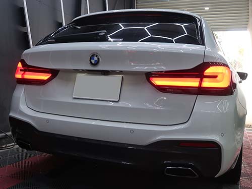 LCI(後期)モデル用純正テールライト|スモール点灯