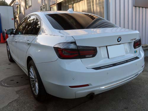 BMW 3シリーズセダン(F30) 320i