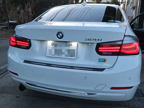BMW 3シリーズセダン F30 ナンバー灯をRAIKO製LEDユニット(LLU001)へ交換