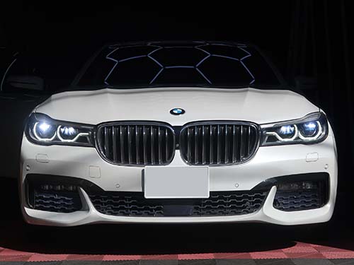 ヘッドライト点灯時 → 正常