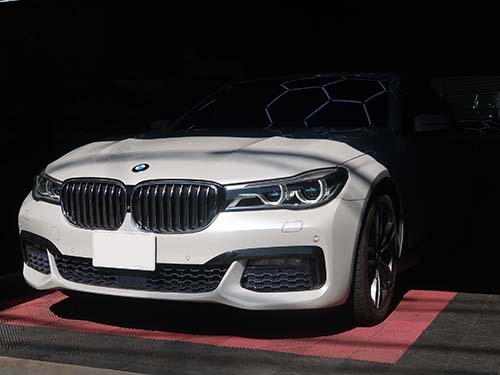 BMW 7シリーズセダン(G11) 740i