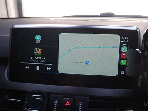 BMW 2シリーズアクティブツアラー F45 カープレイ フルスクリーン表示で有効化