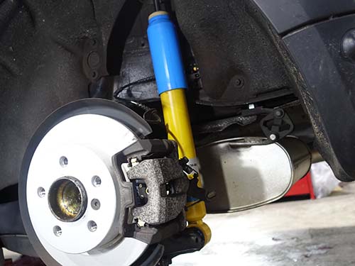 ミニ F56 ビルシュタインB14装着