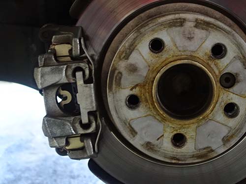 BMW 2シリーズグランクーペ F44 低ダストブレーキパッド装着