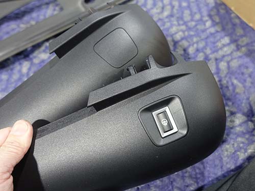 BMW純正新品のステアリングヒータースイッチ