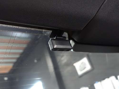 デジタルミラーだけではなく高機能ドライブロガー