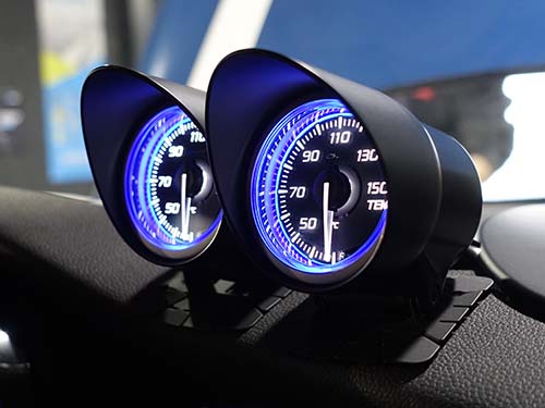 ミニ F56 Defiメーターフード装着