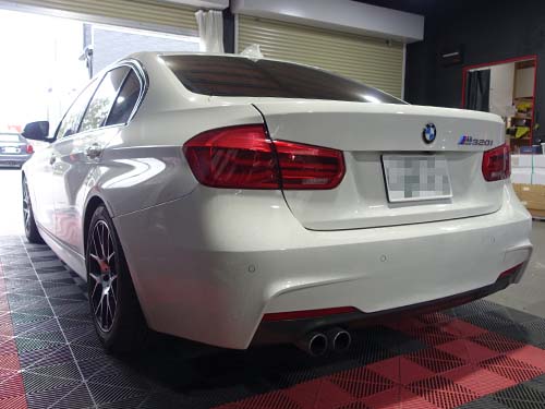 BMW 3シリーズセダン(F30) LCI 320i