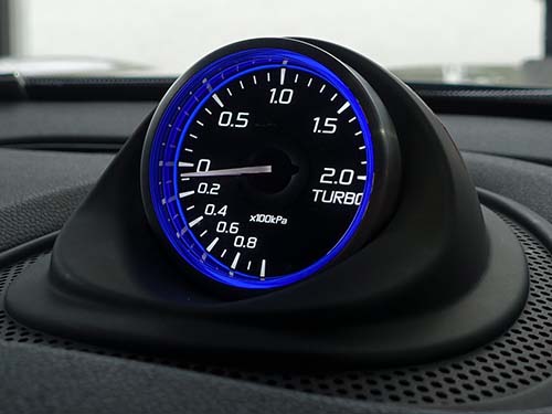 Defi製ブースト計を装着