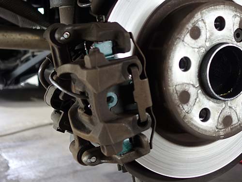 低ダストブレーキパッドへ交換