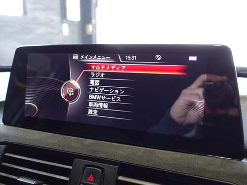 純正中古ヘッドユニットへの交換修理