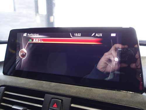 純正中古ヘッドユニットへの交換修理