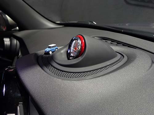 センターメーターホルダー