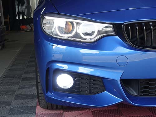 2900K（イエロー） / 6500K（ホワイト）切替可能タイプ