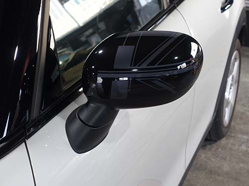 純正アクセサリーによるカスタム