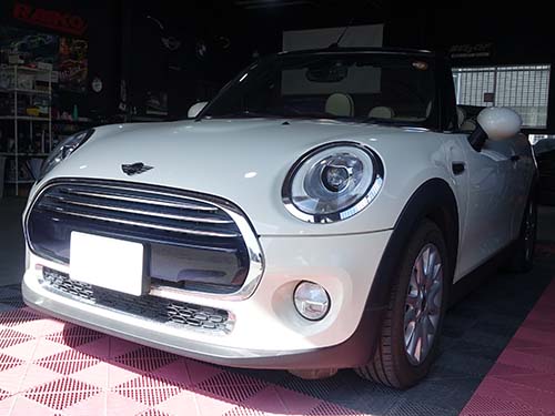 ミニ コンバーチブル(F57) クーパー(COOPER)