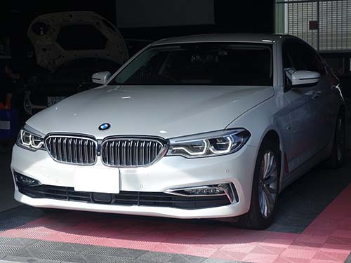 BMW 5シリーズセダン(G30) 523d