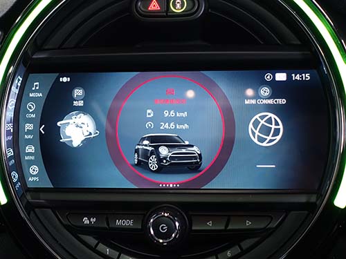 スワイプ操作による画面切り替えにも対応