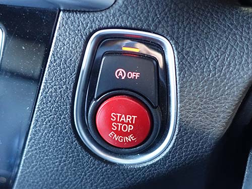 エンジン始動時にアイドリングストップのオフ設定