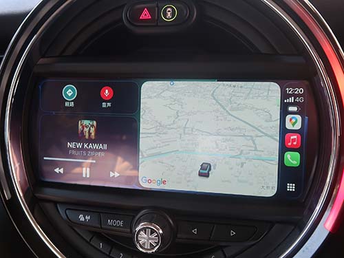 認証コード方式で純正Apple CarPlay機能を有効化