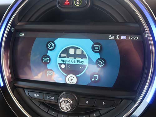 MINI F55 アイスブルーエディション カープレイ有効化