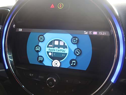 MINI F60 JCW カープレイを認証コード方式で有効化