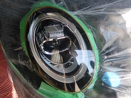 研磨後はコンパウンドを使用して鏡面仕上げ