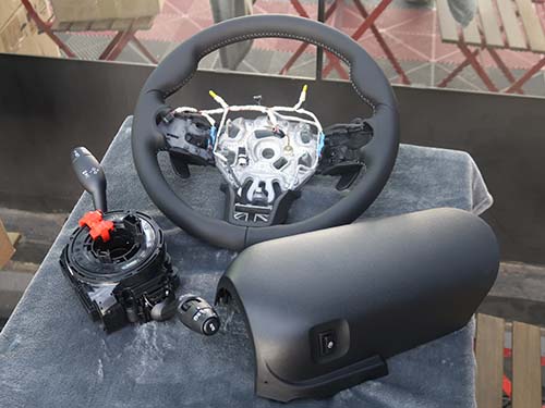 純正ステアリングヒーター＆パドルシフト&ハイビームアシスト同時装着