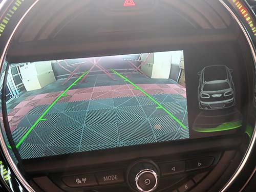 社外バックカメラ映像