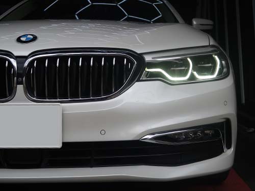 研磨とLED交換によって輝度と発光色を回復