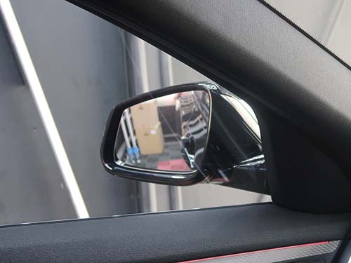 後退時の助手席ドアミラー下降角度変更