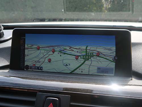 BMW 4シリーズカブリオレ F33 ナビ修理