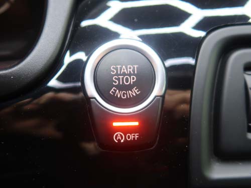 エンジン始動時にアイドリングストップオフ設定