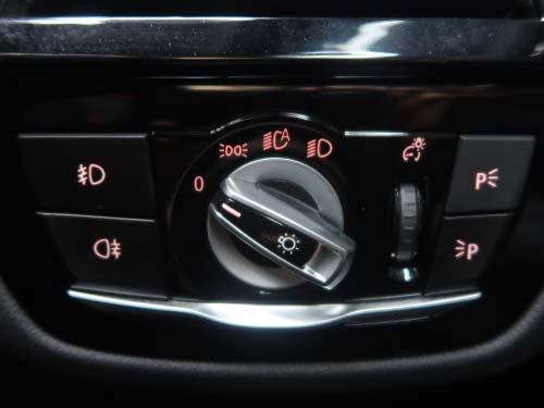 BMW 5シリーズ G30 ヘッドライト完全消灯|ヘッドライトスイッチ適正化設定