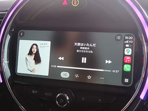 MINI クラブマン F54 CarPlay フルスクリーン表示