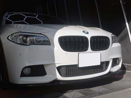 BMW 5シリーズ F11 フロントスプリッターV.2装着