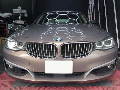 助手席側ヘッドライトが完全に不点灯