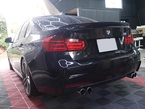 BMW 3シリーズセダン(F30) 320i