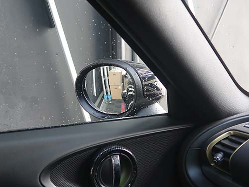 後退時の助手席ドアミラー下降角度変更（浅め設定）