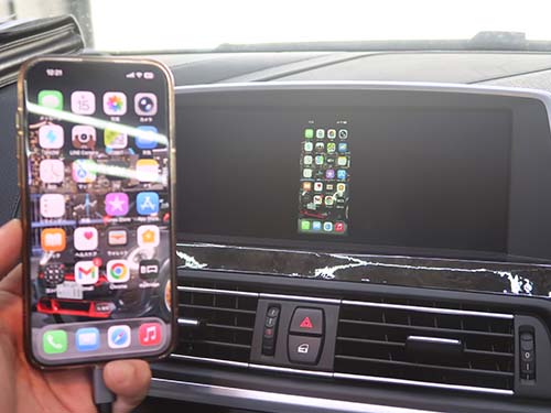 スマートフォンのミラーリング接続