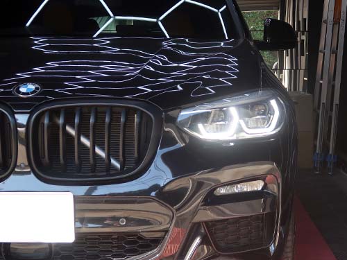 白い発光へ復元