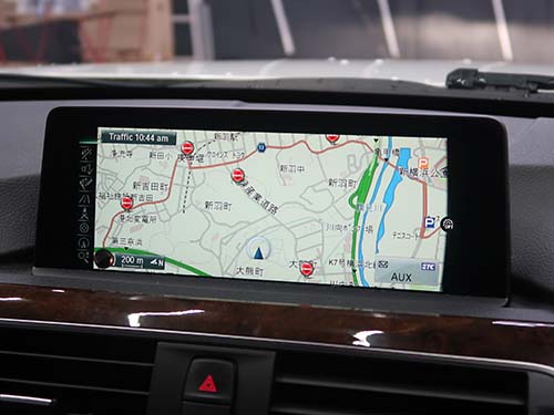 BMW 3シリーズセダン(F30) ブラックアウト 原因を撤去