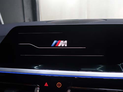 BMW Z4 G29 コーディング施工｜ヘッドユニットのアニメーションテーマ変更（M仕様）