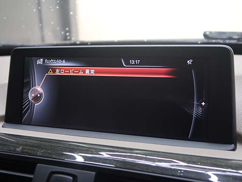 助手席側ヘッドライトが不点灯となり点検