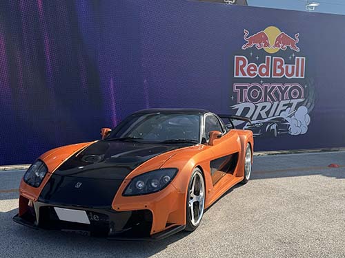 ワイルドスピードの世界に入り込んだような雰囲気