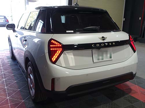 ミニ 5ドア（F65）クーパーC