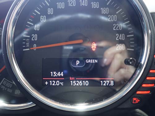 エンジン停止時に走行モード状態の前回記憶